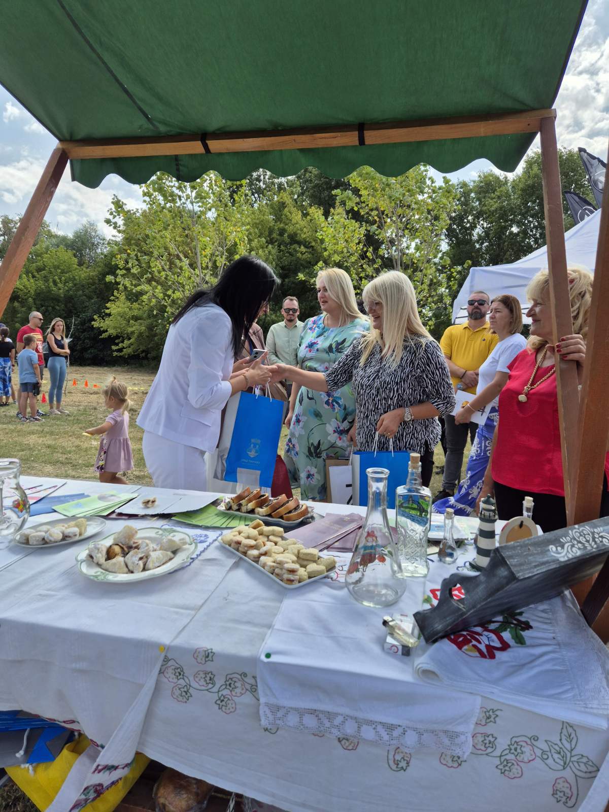 IMG c002fe86dd751a22f3eb09fbb8c8e4ab V