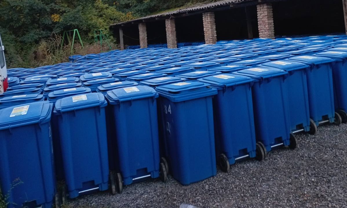 IMG 2bb9ca4174ab952ff7ea1ad78886a1f0 V min