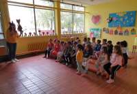 Škola je odisala dečjim smehom, drugarstvom i lepim raspoloženjem, javljaju iz škole u Banatskom Brestovcu