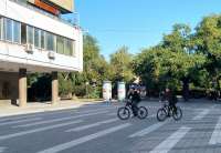 Zamenik gradonačelnika Predrag Živković i član gradskog veća Nemanja Rotar na posao su došli biciklom