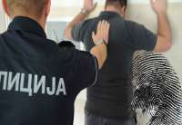 Pripadnici Ministarstva unutrašnjih poslova u Pančevu uhapsili su A. D. (1990) iz Pančeva zbog sumnje da je počinio više krađa