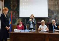 U Gradskoj upravi u Pančevu danas je organizovana tribina o primeni Zakona o upotrebi znakovnog jezika