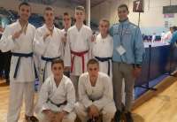 Kadeti, juniori i mlađi seniori Karate kluba Dinamo na Prvenstvu Srbije u Čačku