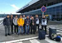 Delegacija Mašinske škole Pančevo na aerodromu u Beogradu, pred put u Japan