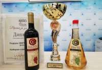 Zlatne medalje pripale su vinima Cabernet Sauvignon (2017) Podrum Sveti Trifun Dolovo i Cabernet Sauvognon (2017) Podrum Ćojbašić iz Dolova