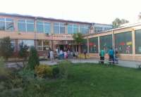 Većina škola u Pančevu dobilo dojavu o podmetnutoj bombi