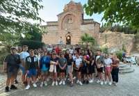 Oko 35 dece je učestvovalo u radionicama makedonskih igara i pesama 