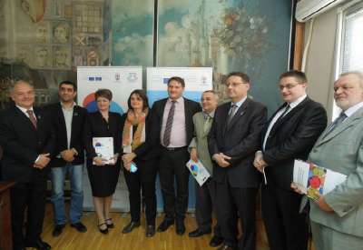 Memorandum o saradnji zaključen je između Grada Pančeva i Nacionalnih saveta nacionalnih manjina, i to bugarske, mađarske, makedonske, rumunske i slovačke nacionalne zajednice.