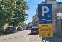 1. i 2. maja kontrolori na otvorenom parkiralištu – zoniranim parking-mestima neće vršiti kontrolu naplate parkiranja
