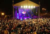 Koncert Crvene Jabuke u Pančevu pred više hiljada posetilaca