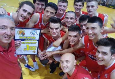 Košarkaši Kris Krosa u kategoriji juniora postali su prvaci Vojvodine