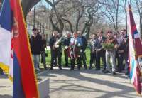 Polaganjem venaca na spomenik u Gradskom parku obeleženo je sećanje na početak NATO agresije