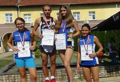 Ana Dragojević je osvojila zlatnu, a Katarina Njari i Milja Ostojić bronzanu medalju. Uroš Ostojin je takođe osvojio zlato a od sledeće sezone nastupaće za AK Panoniju