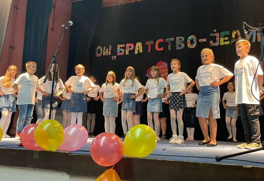 Osnovna škola „Bratstvo Jedinstvo” iz Pančeva, s tradicijom dužom od 130 godina, ove godine obeležava 50 godina od preseljenja u sadašnju zgradu