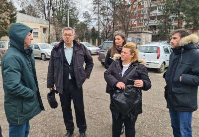 Direktor Vodovoda i predstavnici Urbanizma i MZ Kotež obišli su parkinge na Kotežu 1