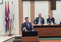 Gradonačelnik Pančeva, Aleksandar Stevanović istakao je da usvojene odluke predstavljaju prvi korak u realizaciji kapitalnih investicija koje će dugoročno unaprediti komunalnu infrastrukturu i kvalitet života sugrađana