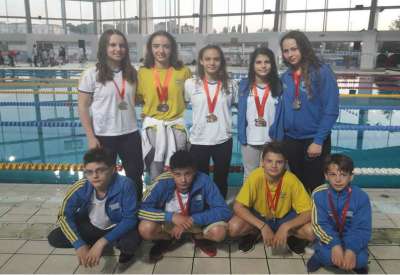 Plivači Dinama osvojili 18 medalja na takmičenju u Beogradu