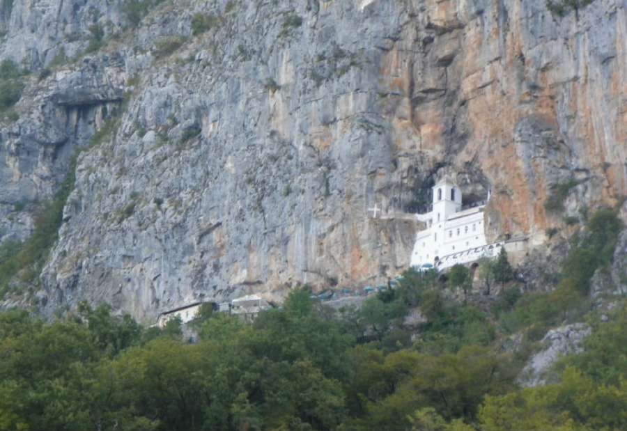 Upoznajte manastir Ostrog i okolinu