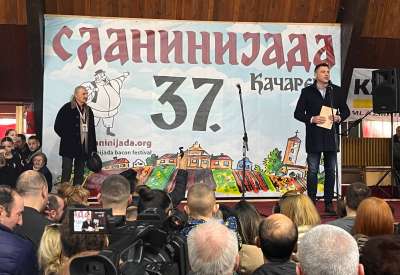 Gradonačelnik Pančeva Aleksandar Stevanović otvorio je 37. Slaninijadu u Kačarevu