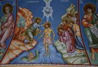 Danas je zimski Krstovdan, dan koji se slavi uoči Bogojavljenja i prvi je dan posle Božića kada pravoslavni vernici poste