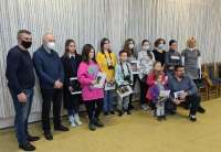 Autori nagrađenih fotografija na 40. Omladinskoj izložbi fotografije Srbije