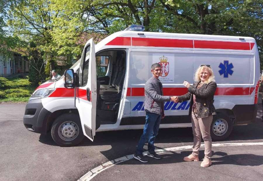 Za Dom „Srce u jabuci“ Ministarstvo zdravlja obezbedilo sanitetsko vozilo