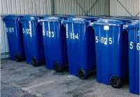 Svi stanovnici Dolova koji su registrovani korisnici usluga JKP-a „Higijena“ Pančevo imaju pravo da besplatno preuzmu posudu namenjenu prikupljanju PET boca, papira, kartona, aluminijumskih i čeličnih limenki