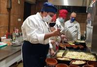 Učenici Ekonomske škole sa kuvarskog smera bili su zaduženi za pripremu ručka