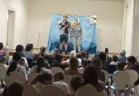 Igrali su glumci Ana Pavlović i Nikola Simić iz pozorišta &quot;Kofer teatar&quot; iz Beograda