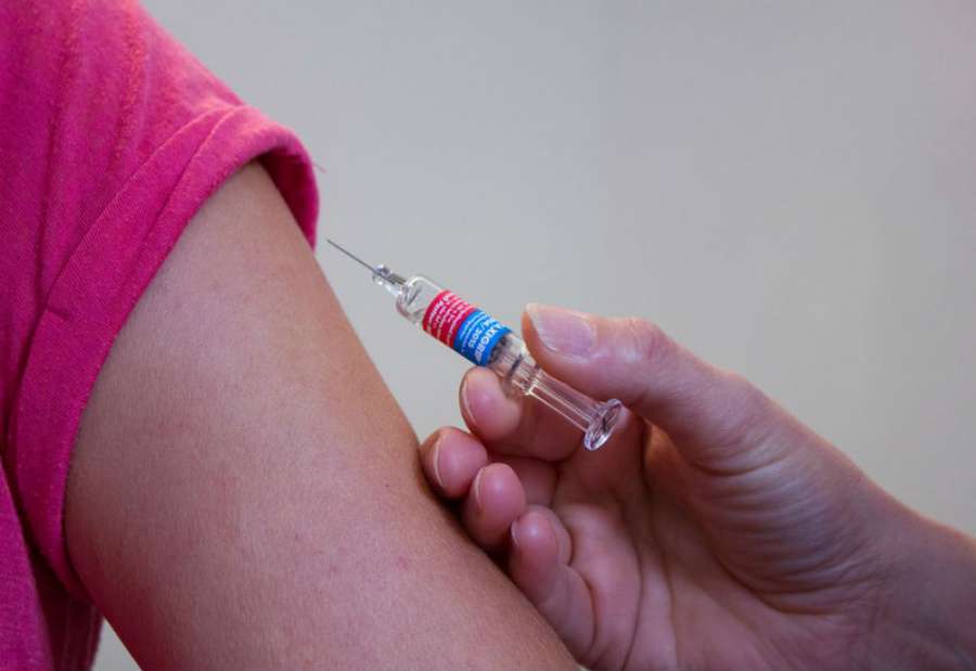 Simpozijum je posvećen značaju obuhvata stanovništva vakcinacijom na teritoriji AP Vojvodina i kretanju zaraznih i nezaraznih bolesti u Vojvodini