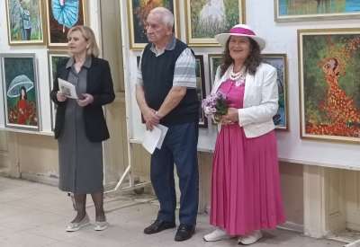 Izložbu slika autorke Dragojle Lacković svi zainteresovani Kačarevci mogu pogledati u naredne dve nedelje, radnim danom od 9 do 13 časova