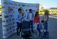 Nova električna invalidska kolica trinaestogodišnjem Davidu Vanevskom iz Jabuke uručena su u petak, 22. jula