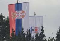 Zastava je postavljena i na zgradi Gradske uprave Pančevo, kao i na jarbolu u gradskom parku