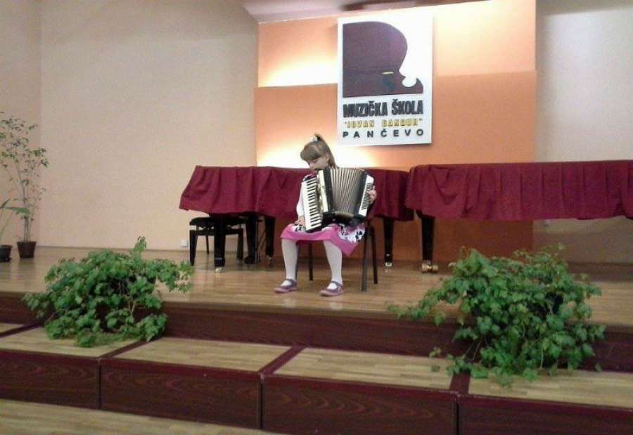 Osmo takmičenje učenika harmonike održaće se u sredu, 4. maja u sali Muzičke škole „Jovan Bandur” u Pančevu od 9 sati
