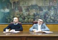 Igor Karadarević i Nemanja Rotar potpisali su ugovor u Gradskoj upravi Pančevo