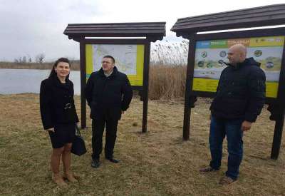 Rukovodstvo JKP „Zelenilo“ na čelu sa direktorom preduzeća Danilom Bjelicom i gradska većnica za zaštitu životne sredine Katarina Banjai obišli su juče ovaj deo Ponjavice 