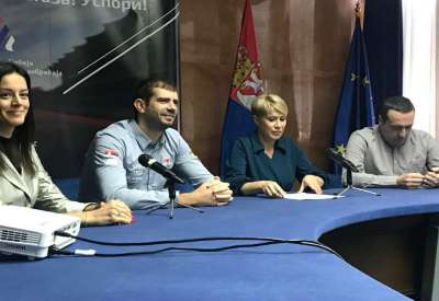 Agencija za bezbednost saobraćaja i Dušan Borković, srpski automobilista, potpisali su danas Protokol o saradnji
