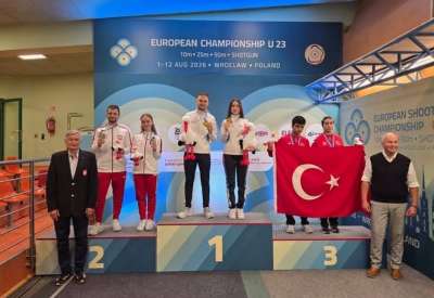 Anđelija Stevanović i Aleksa Rakonjac osvojili su zlatnu medalju u disciplini me&scaron;ovitih parova vazdu&scaron;nom pu&scaron;kom