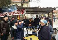 Takmičenje u brzom ispijanju špricera održano je u Dolovu u subotu, 11. februara	