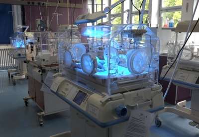 Dva inkubatora deo su donacije Rotari kluba i USAID-a pančevačkoj Bolnici