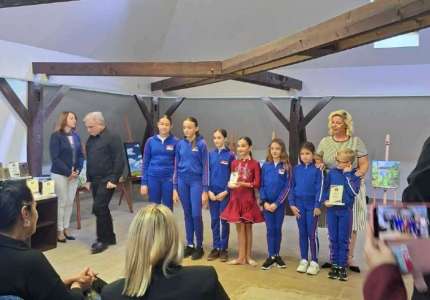 Priznanje Opštine Kovačica za Plesni studio „Balerina“