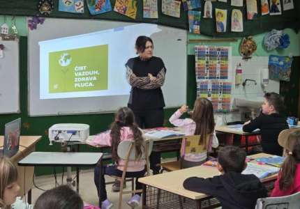 U školi u Vojlovici realizovana ekološka radionica o biodiverzitetu i kvalitetu vazduha