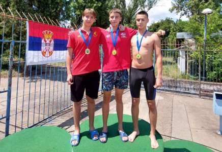 Pet medalja za takmičare Sparte na plivačkom mitingu „Karneval Pančeva 2024“