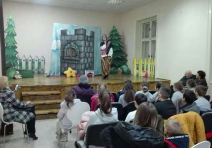 U Kačarevu odigrana predstava “Čarobni bunar želja”