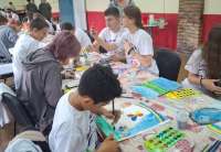 Likovna kolonija okupila je decu iz Jabuke, Pančeva, Dolova i Beograda